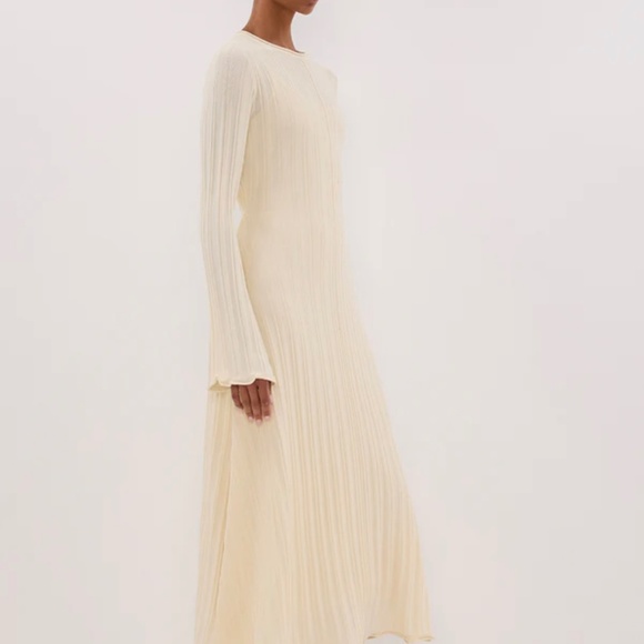 DISSH- SYLVIA CREAM KNIT MIDI DRESS - Picture 3 of 4